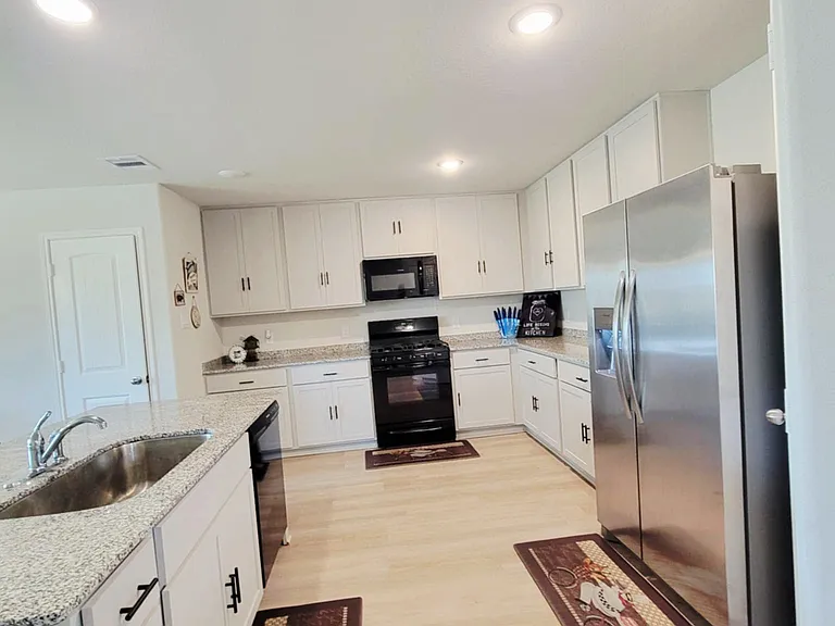 5312 Cj Walker Ln — Photo 6