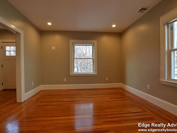 5 Champney St. Boston - Brighton Unit Photo 7