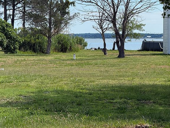 Back yard view. Great for seeing water sports and awesome firework view display during the holidays.