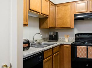 Schoettler Village, Chesterfield, MO 63017