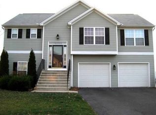 131 Springbrook Dr, Palmyra, PA 17078