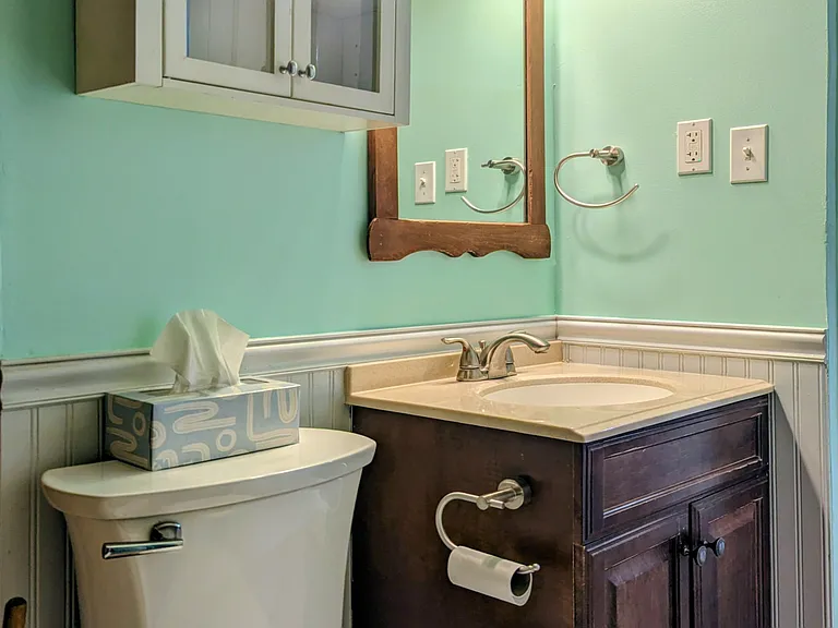 4544 S Grant St — Photo 27