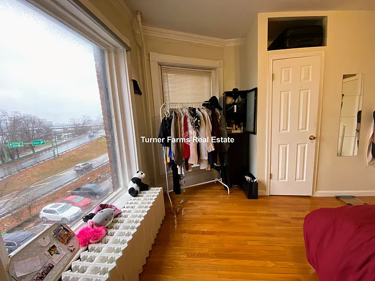 83 Bay State Rd #3R — Photo 1