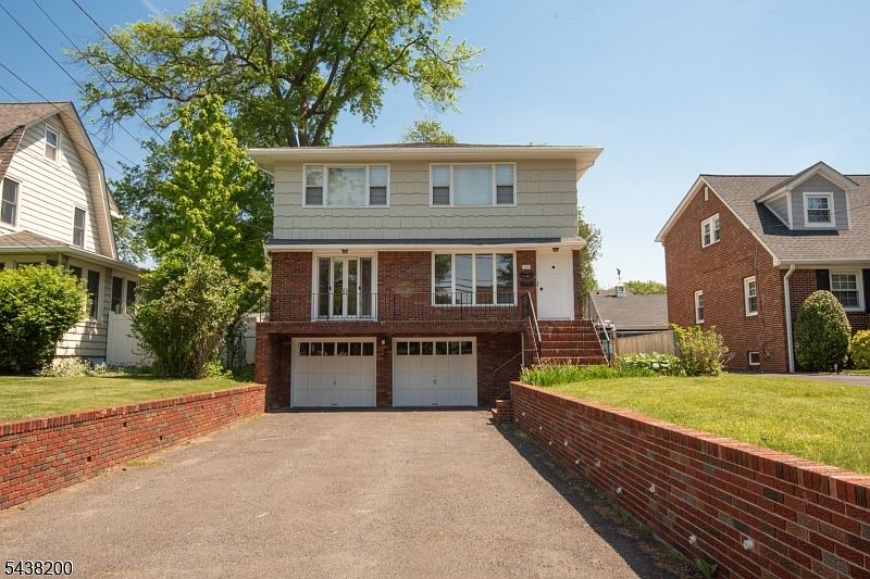 1st image of 109 Centennial Ave