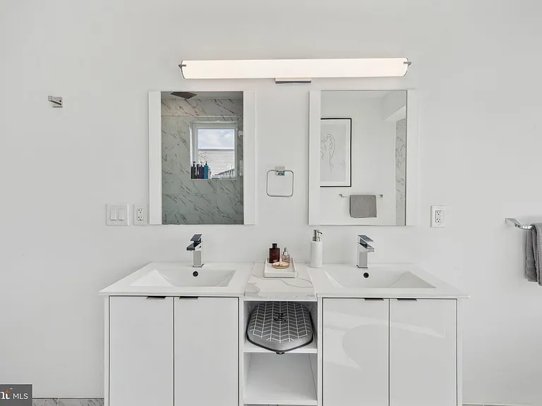 2224 Amber St #4 — Photo 22