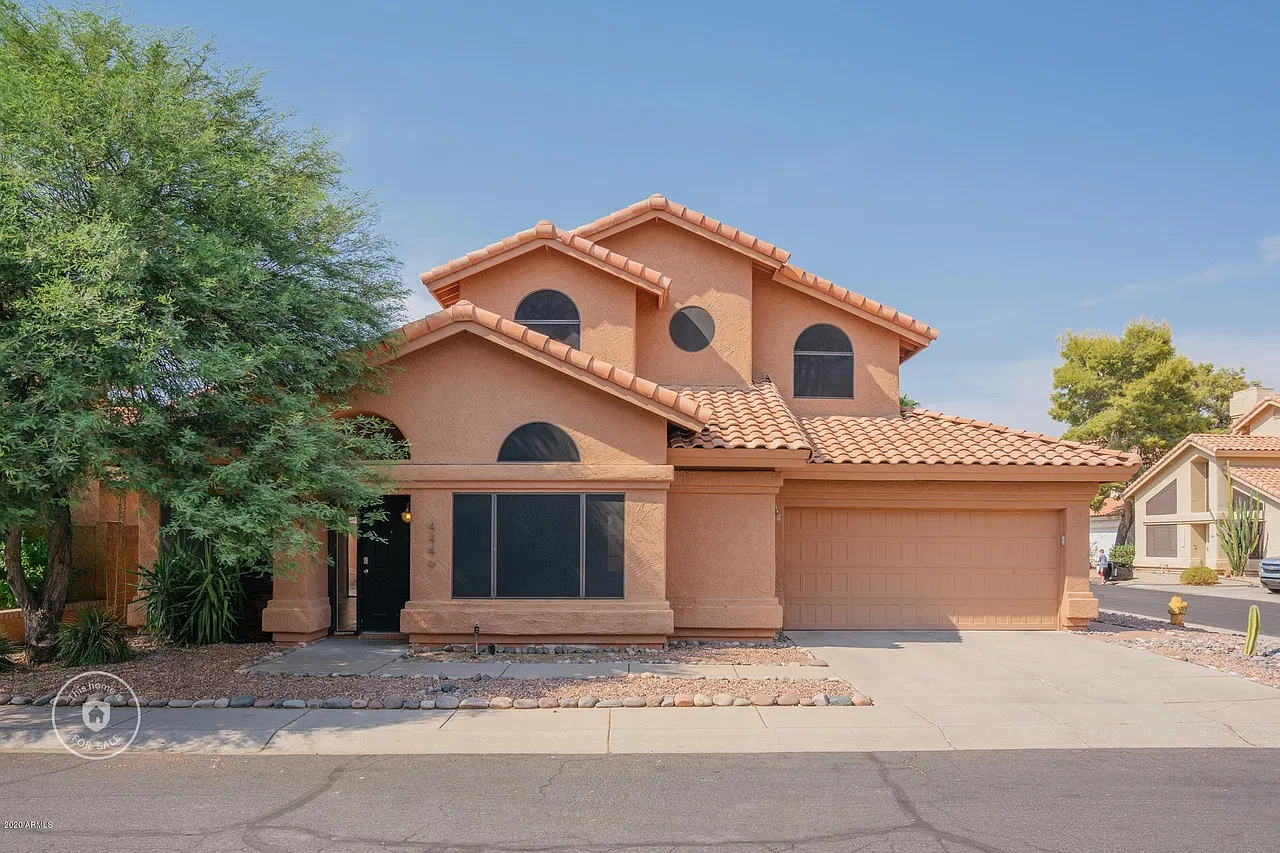 3 bed, 1500 sqft, $2,250 — Photo 1