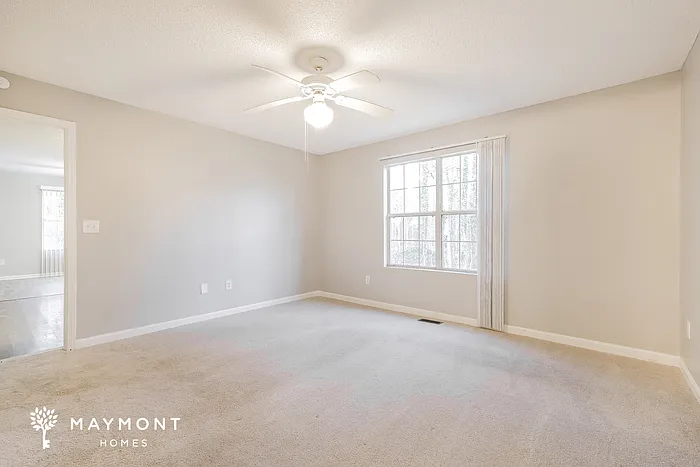 2211 Sandridge Pl SW — Photo 8