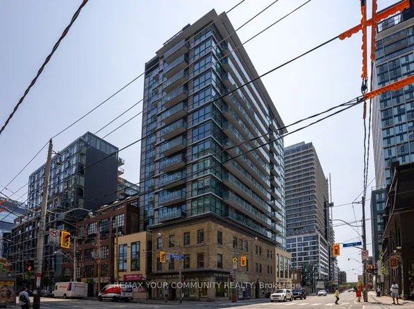 39 Sherbourne St #1008, Toronto, ON M5A 0L8