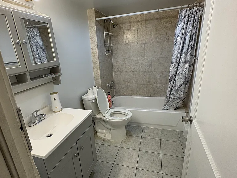 97 Broad Ave #3 — Photo 16