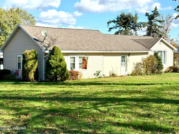 527 S Washington St, Muncy, PA 17756