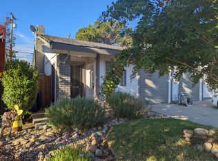 1736 Avondale Ave, Sacramento, CA 95825