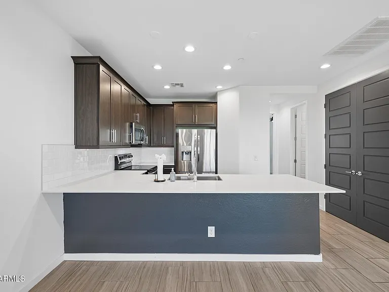 4631 S Element St — Photo 15