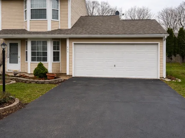 404 Lauren Ln, Island Lake, IL 60042