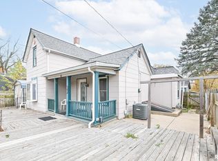 702 N Avenue C #C, Canton, IL 61520
