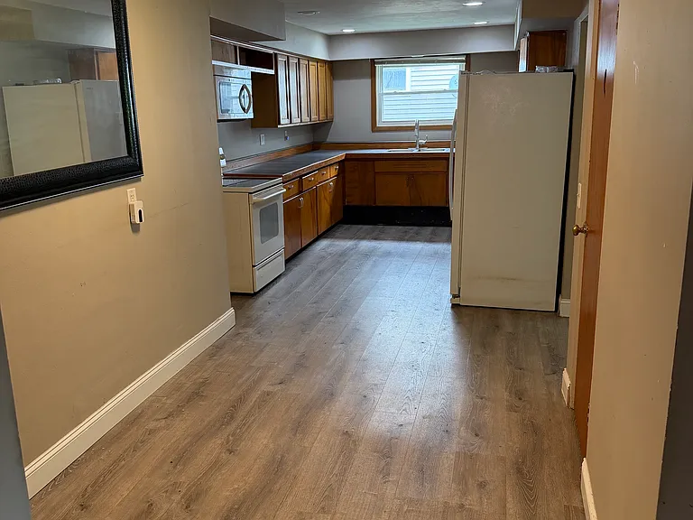 1505 Steensland Dr #3 — Photo 6