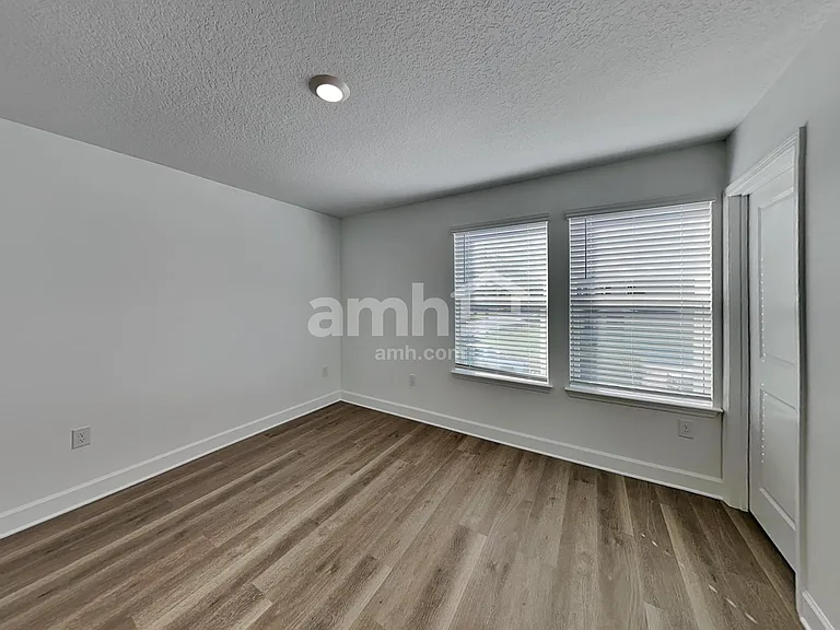 2904 20th Avenue Dr W — Photo 24