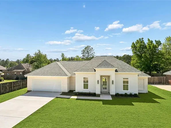 450 Autumn Wind Ln, Mandeville, LA 70471