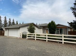 5036 Mountain View Rd, Hughson, CA 95326