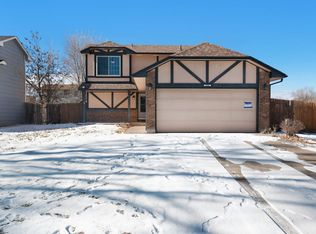 560 Pucket Cir, Colorado Springs, CO 80911