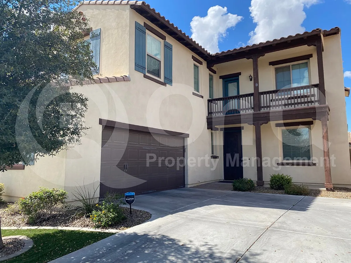 4 bed, 3.0 bath, 2634 sqft, $2,650 — Photo 4