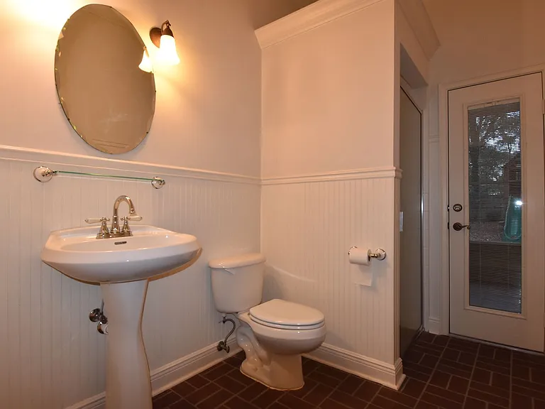 2414 SW 98th Dr — Photo 22