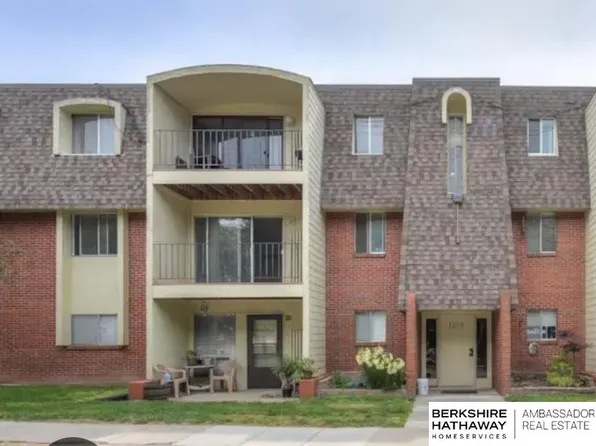 1231 S 121st Plz APT 312, Omaha, NE 68144