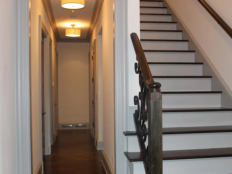 425 Broadland Rd NW — Photo 13