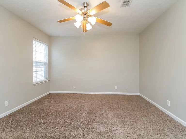 3746 Maya Dr — Photo 8