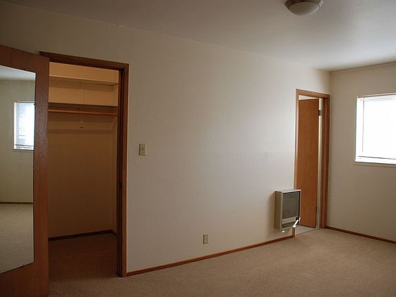 5th image of 75 Lovell Ave #B