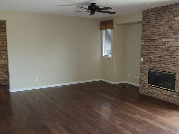 5th image of 10610 Soaring Palm St