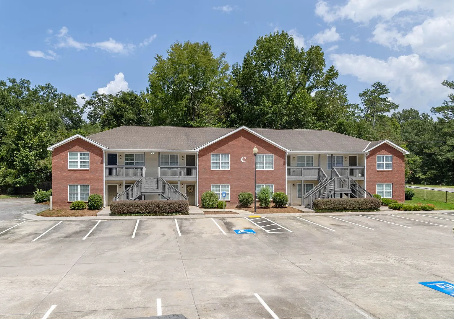 Crystal Park Apartments - Total Electric 2 Bedroom / 2 Bathroom Apartment in Northeast Columbus — Photo 4