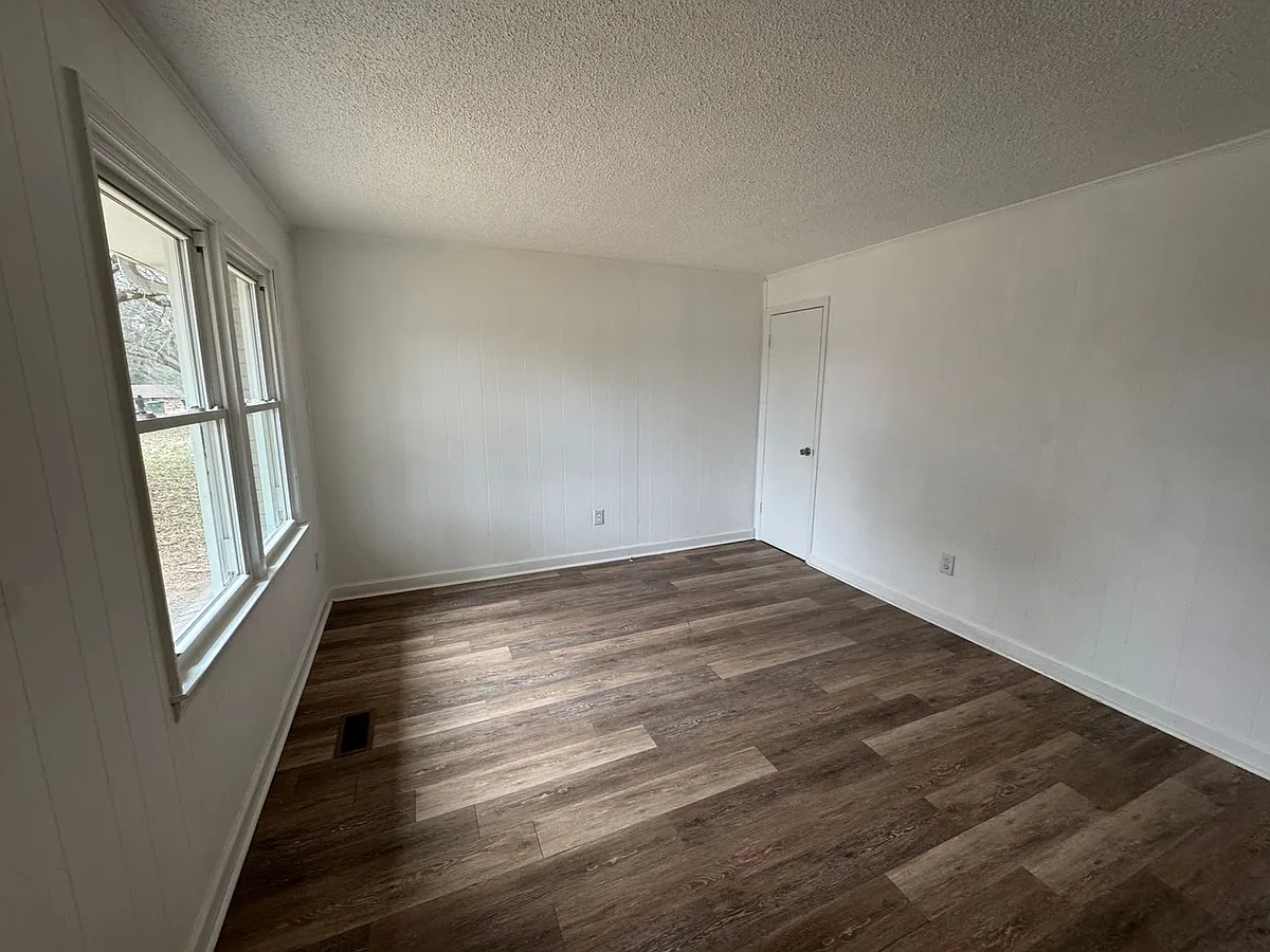 Building Photo - 2106 Loblolly Ln