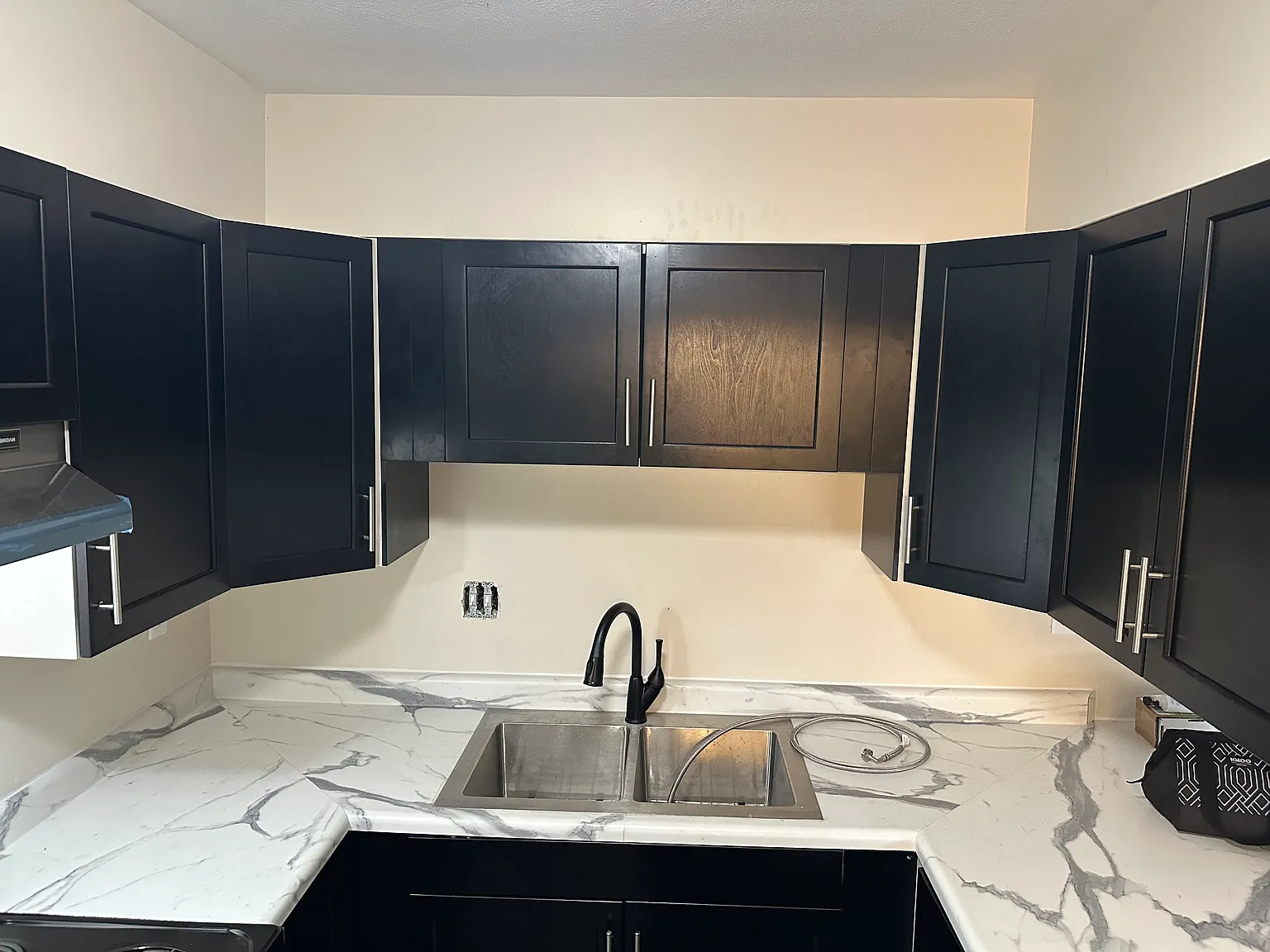 3 bed, 1200 sqft, $1,395 — Photo 1