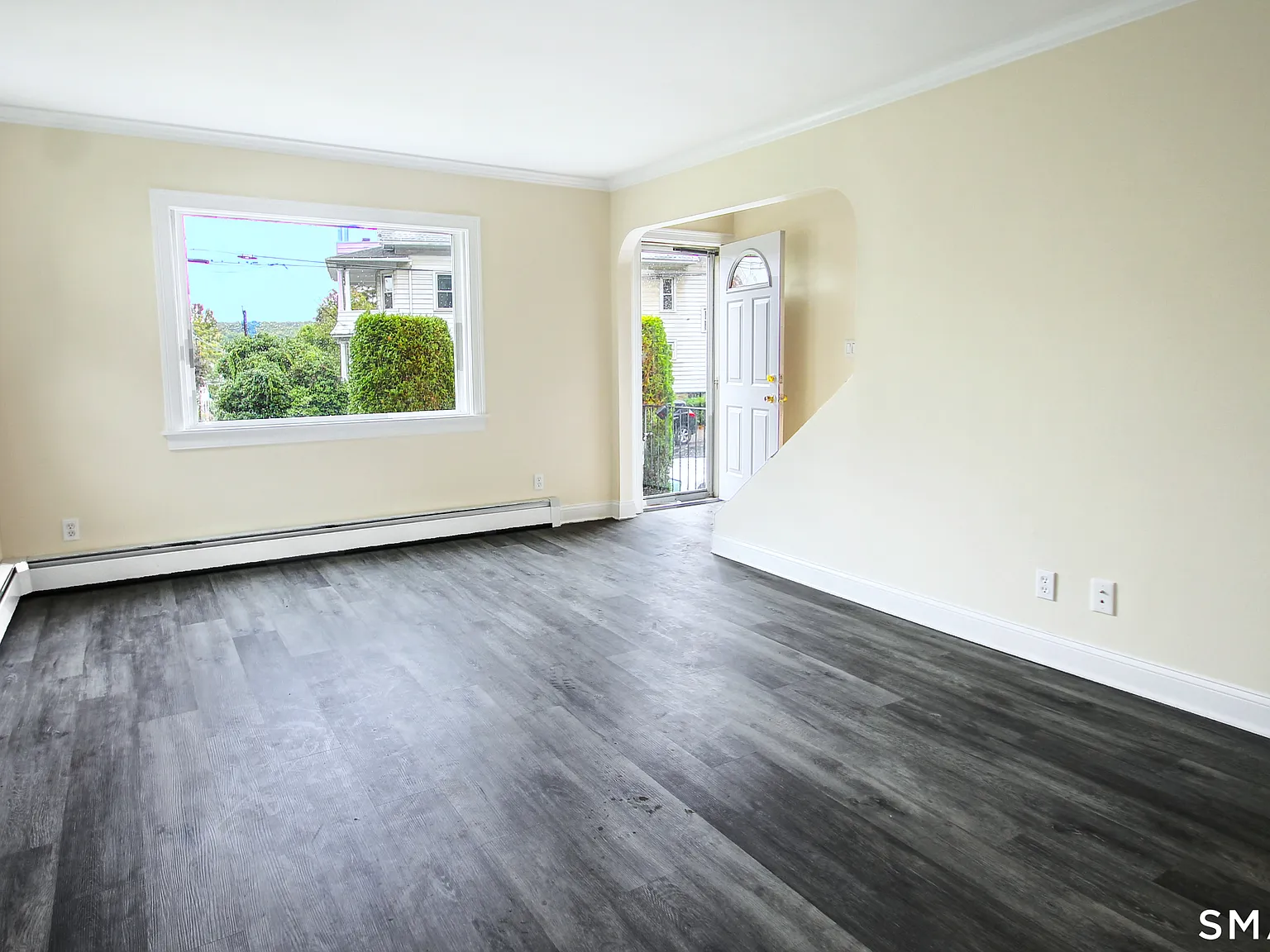 4 bed, 1.5 bath, 1400 sqft, $2,850 — Photo 3