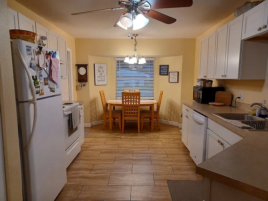 3 bed, 1356 sqft, $1,745 — Photo 4