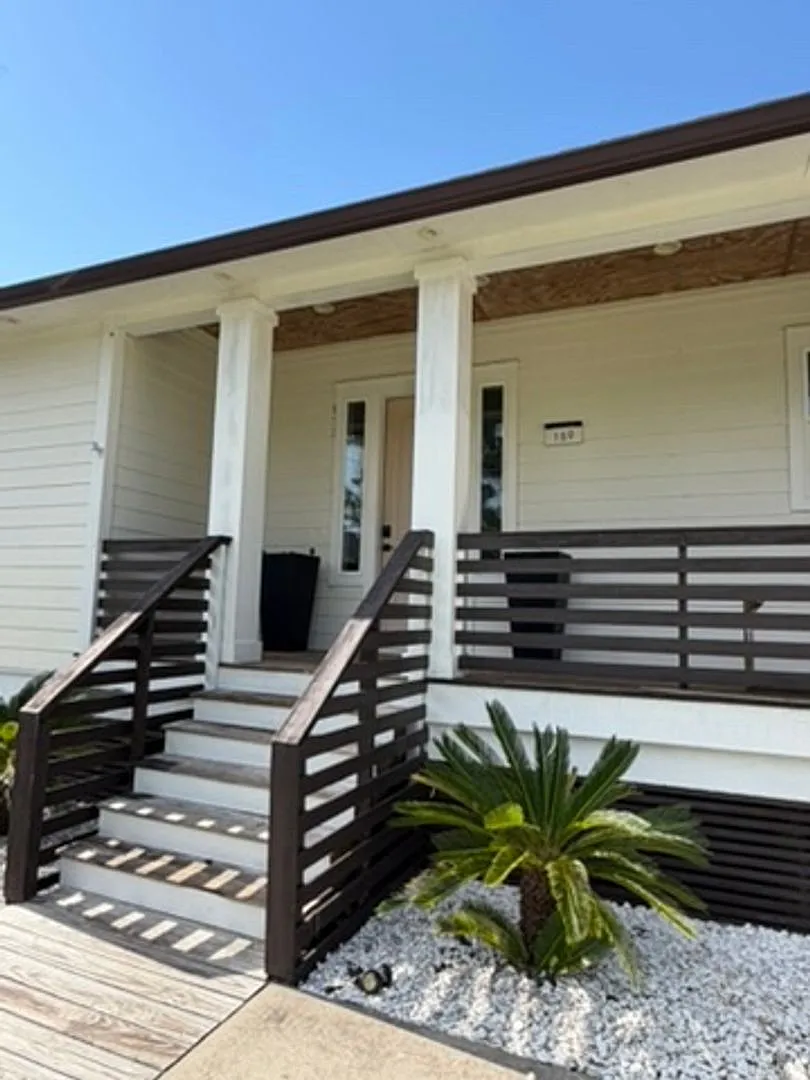 50% Off First Months Rent As A Welcome From The Owner Charming Newly Remodeled 2 Bedroom Home In ... — Photo 1