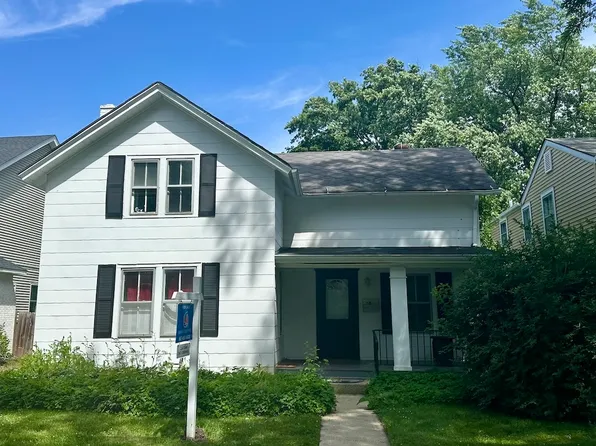 532 S Main St, Naperville, IL 60540