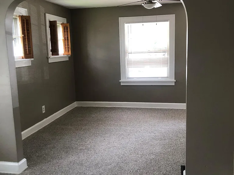 320 Carroll St — Photo 4