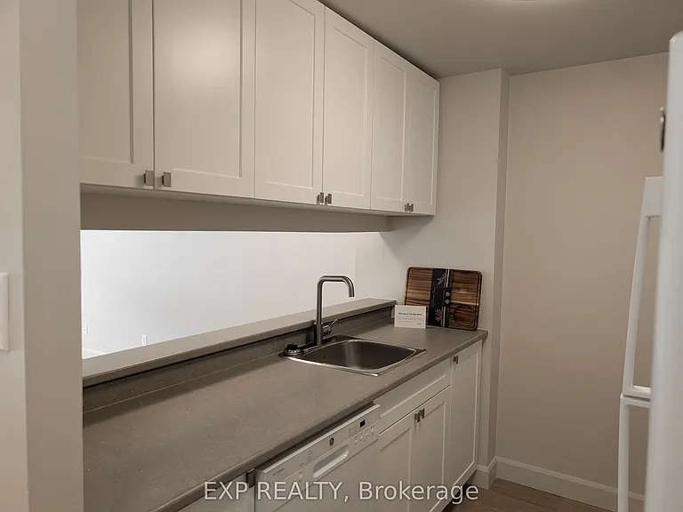 1300 Richmond Rd #107 — Photo 4