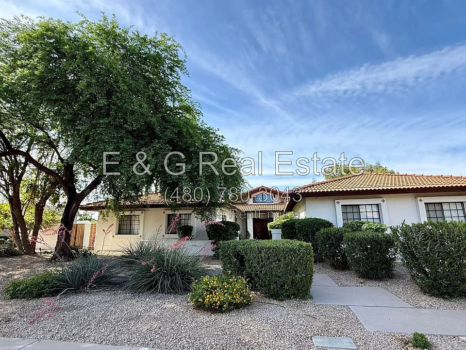 8617 E Larkspur Dr