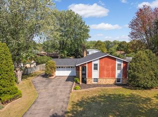 14720 Durham Ct, Apple Valley, MN 55124