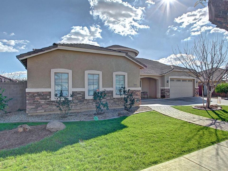 1st image of 21923 E Escalante Rd