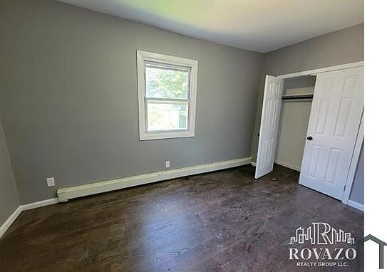 3rd image of 94 S 14th St Floor 1