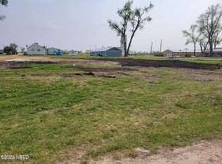 304 E Allen St, Castlewood, SD 57223