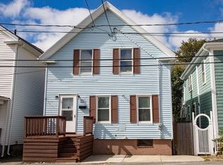 53 1/2 Mansfield St, Gloucester, MA 01930