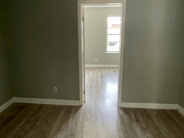 325 37th Street image 1 of 9