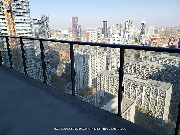 7 Grenville St #3406 — Photo 13