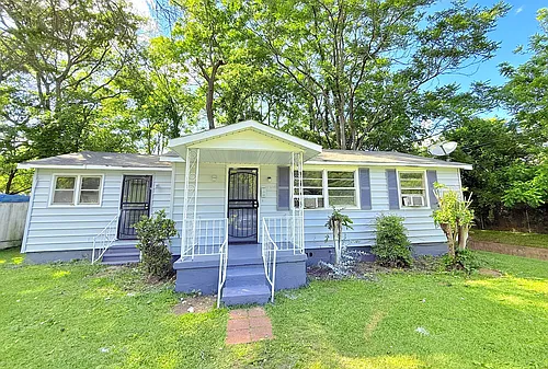 1308 Virginia St Photo 1