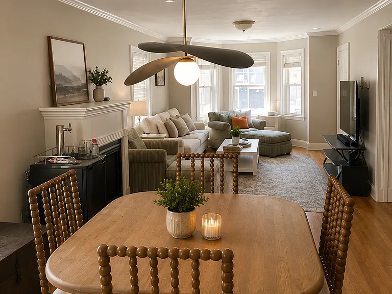 138 I St #1 — Photo 2