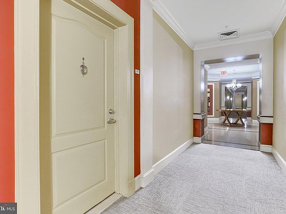 4th image of 400 Cameron Station Blvd APT 111